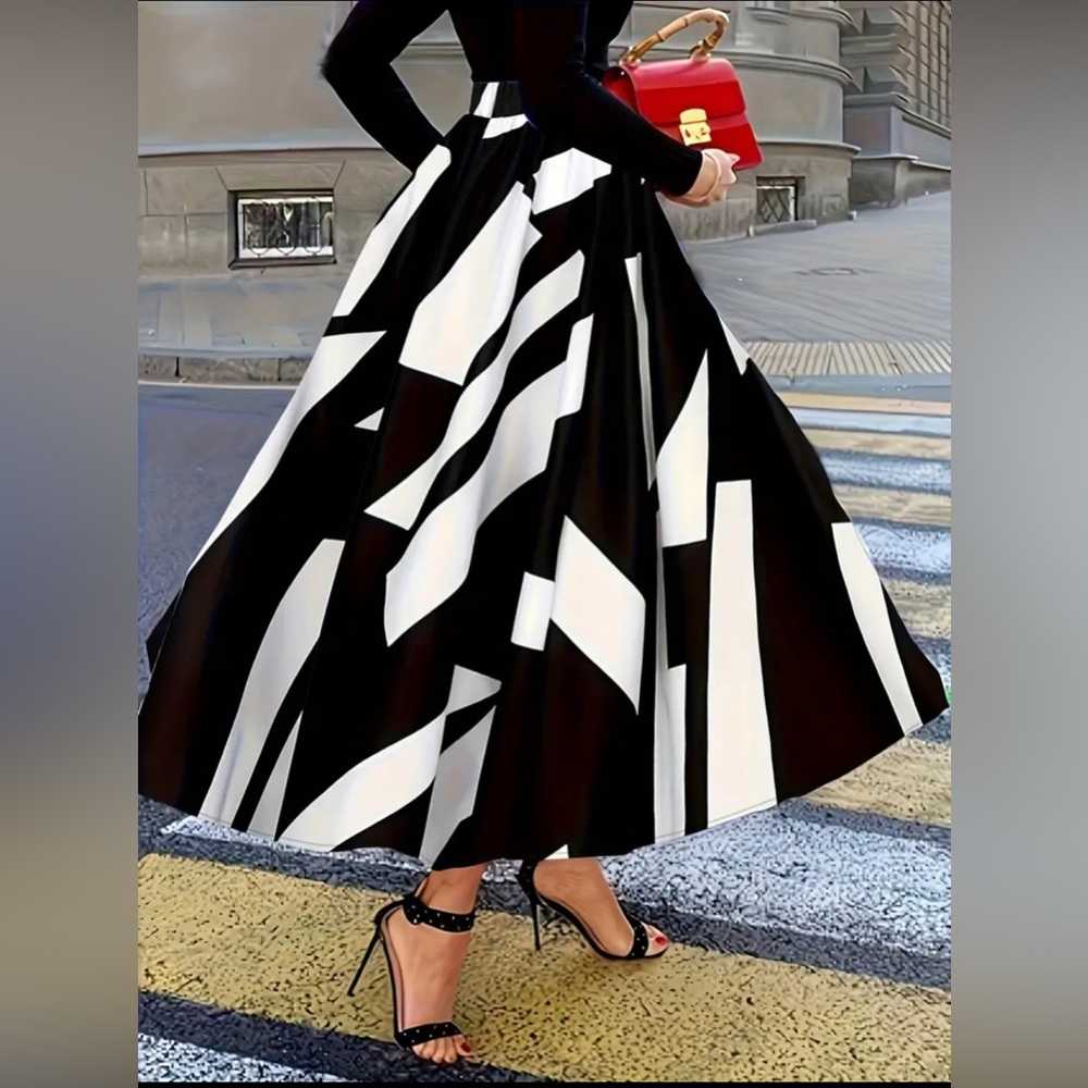 Passion of Essence Black & White Midi Skirt with Bold Geometric Panels